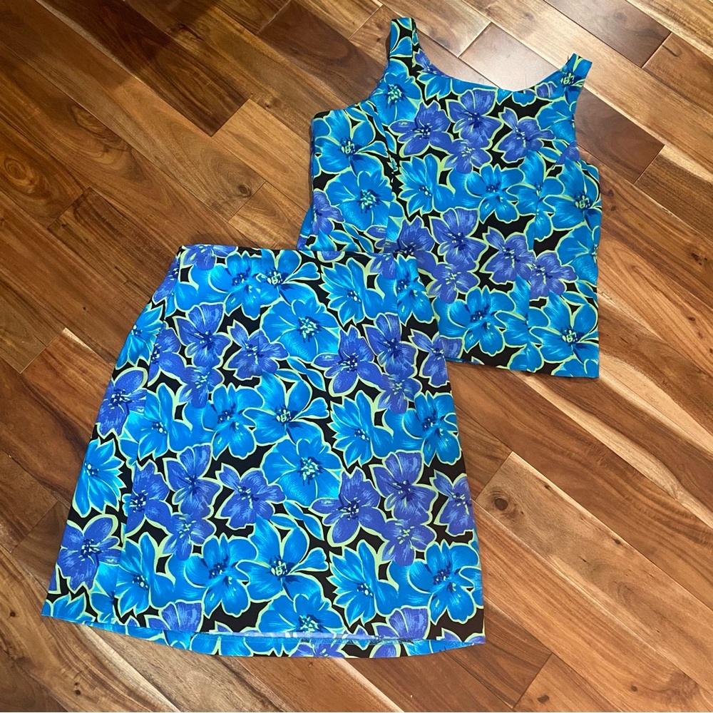 Fashion Bug 90s Floral Two-Piece Set – Sleeveless Top & Shorts – Made in USA
